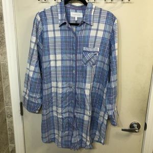 Victoria’s Secret || Long ButtonUp Sleep Shirt